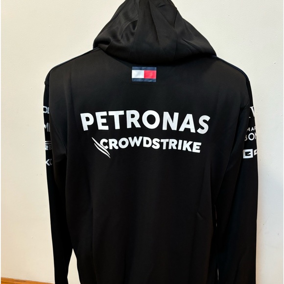 Formula 1 Mercedes Benz Pirelli Hooded Sweatshirt Unisex - Picture 10 of 10